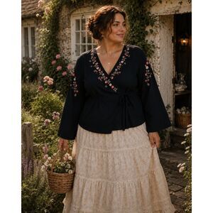 Venezia Cottagecore Peasant Wrap Top Womens 18/20 Black Floral Embroidery Boho